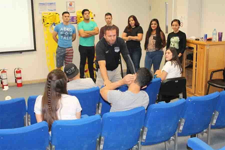 capacitan-a-brigada-de-proteccion-civil-de-enfermeria.jpg