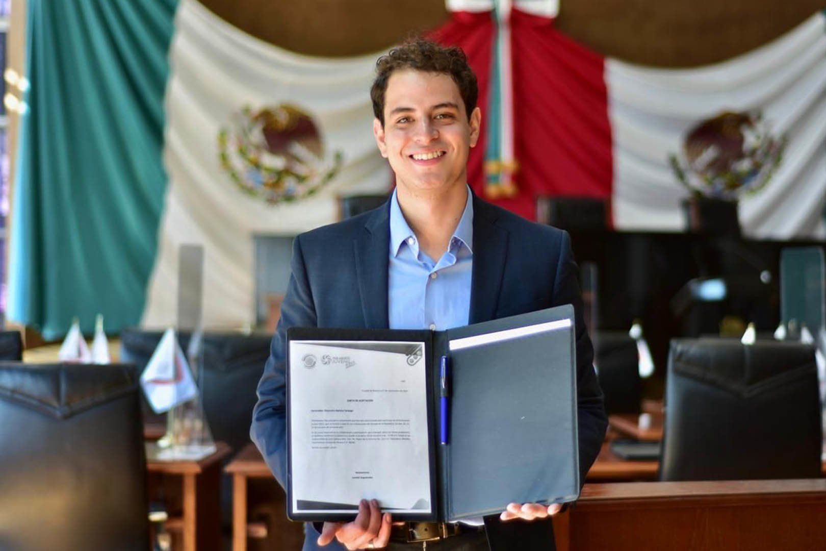 seleccionan-a-jovenes-de-la-uach-para-representar-al-estado-en-el-parlamento-juvenil-del-senado-2022.jpeg