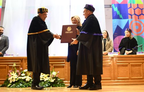 Entrega UACH el doctorado Honoris Causa al Doctor Enrique Graue, rector de la UNAM.