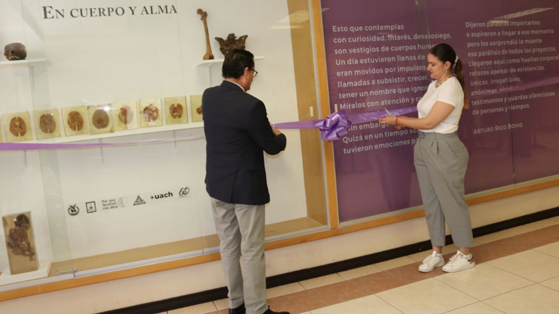 Se-une-la-Facultad-de-Medicina-y-Ciencias-Biomédicas-a-las-celebraciones-por-el-60-aniversario-de-la-FFyL.1920.jpg