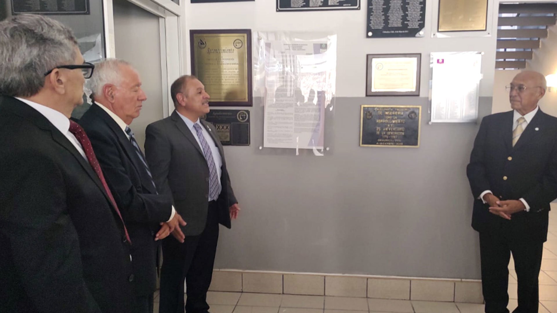 Celebran-en-Facultad-de-Ingeniería-“50-Aniversario-de-Ingenieros-Civile.jpg
