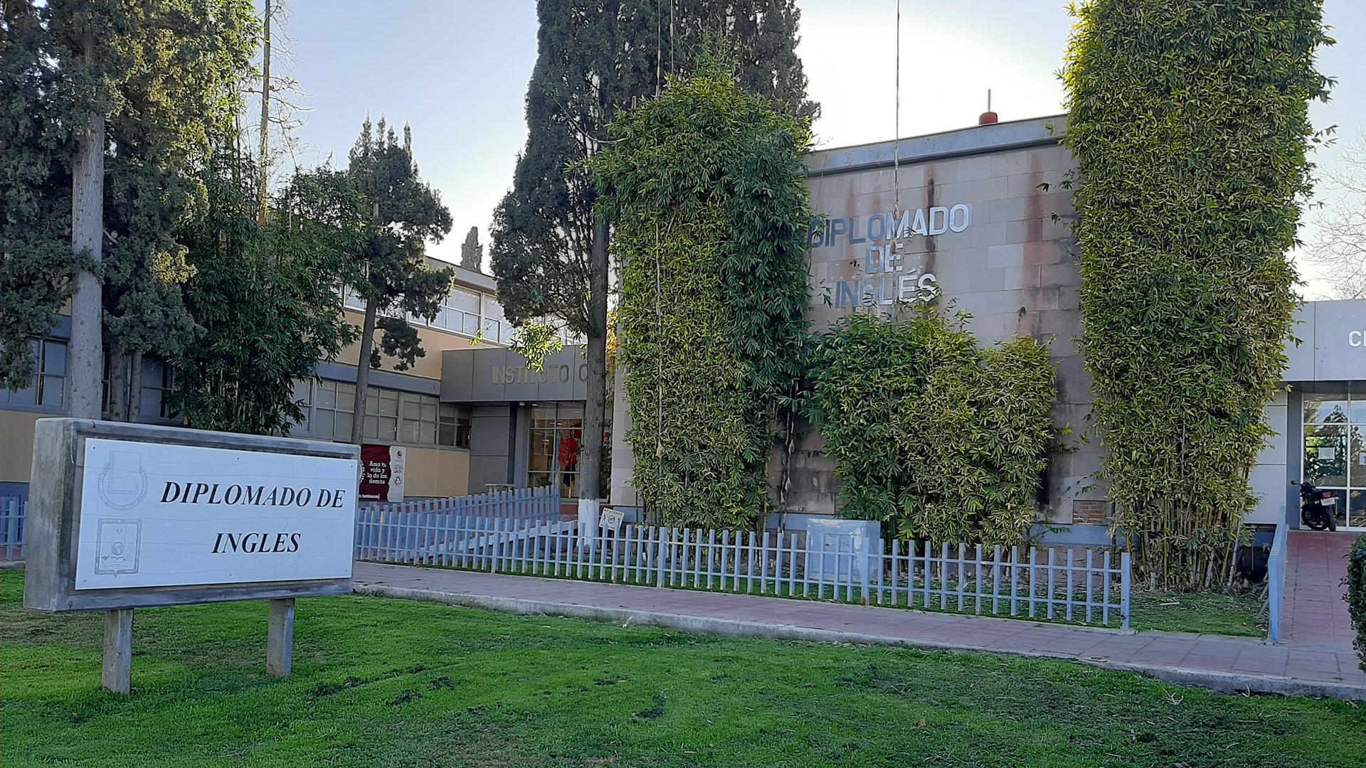 ffyl-diplomado-uno-1920x1080.jpg