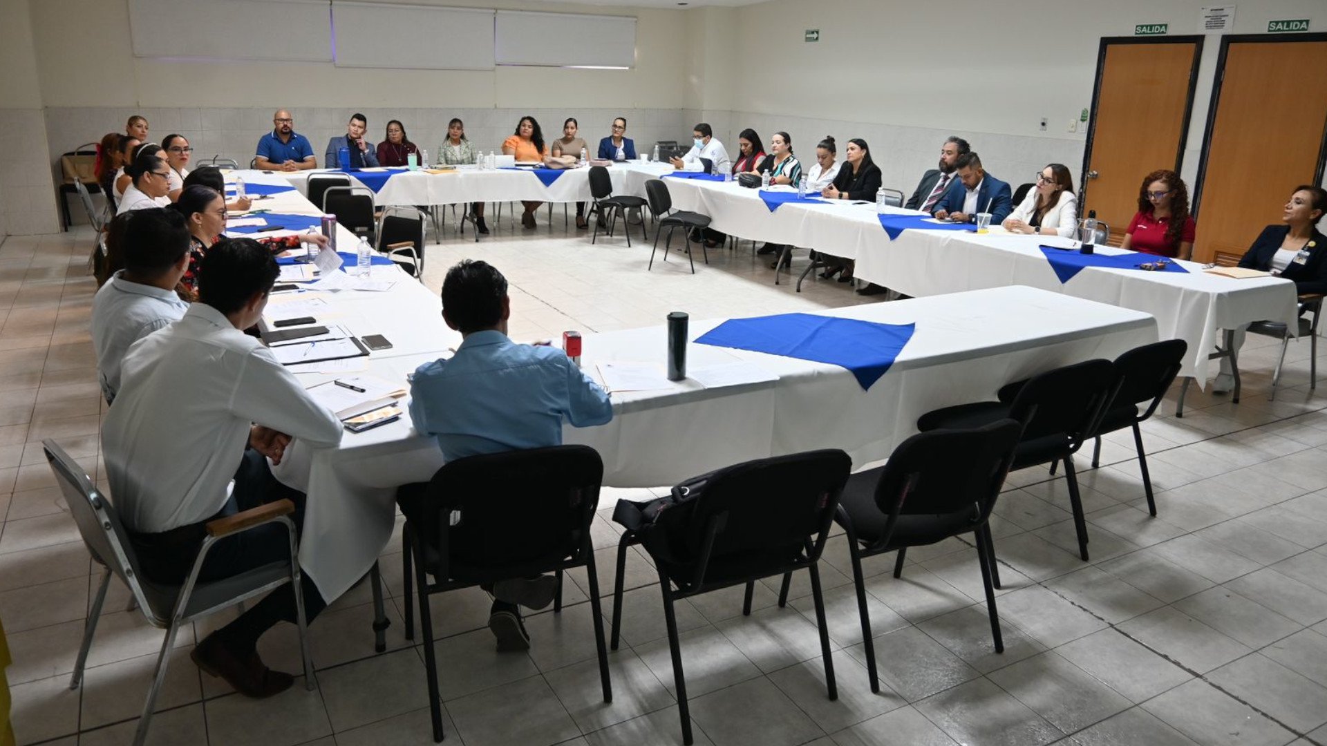 FEN_con_instituciones_de_salud_para_evaluar_a_pasantes_que_realizan_servicio_social1920.jpg
