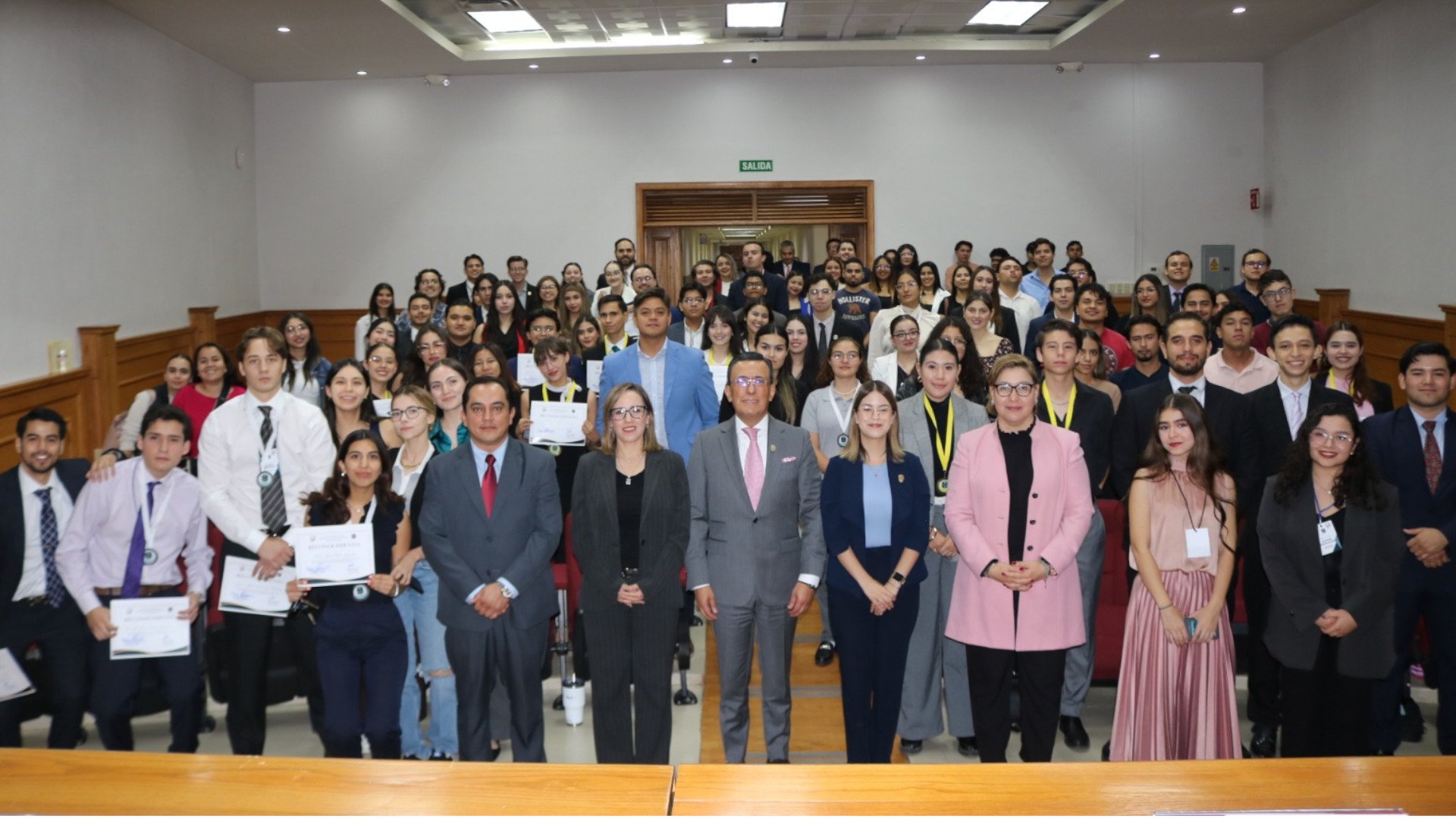 Clausura_Facultad_de_Derecho_actividades_interfacultades1920.jpg