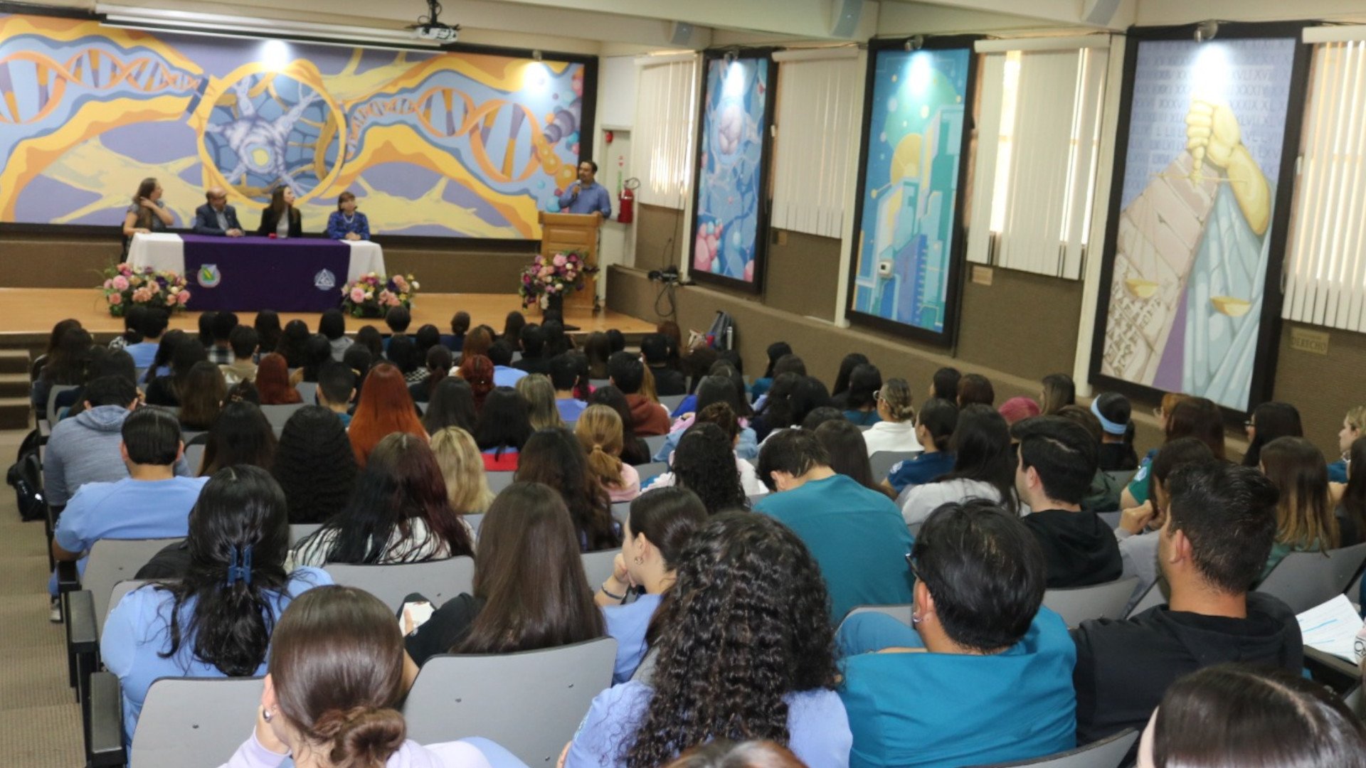 Realiza_Facultad_de_Odontología_el_7º._Foro_de_Tutorías1920.jpg