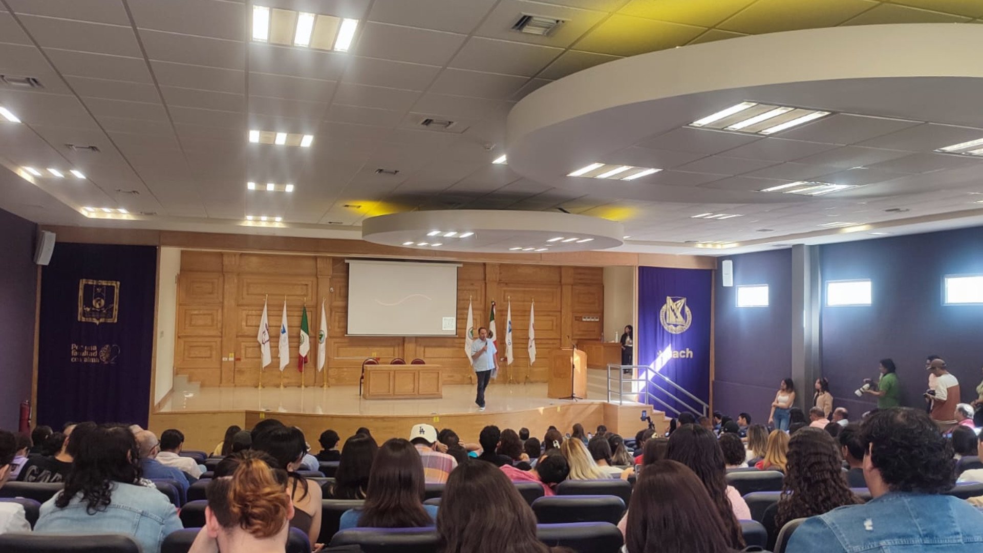Arranca_la_FFyL_con_su_X_Semana_Internacional_de_la_Comunicación1920.jpg