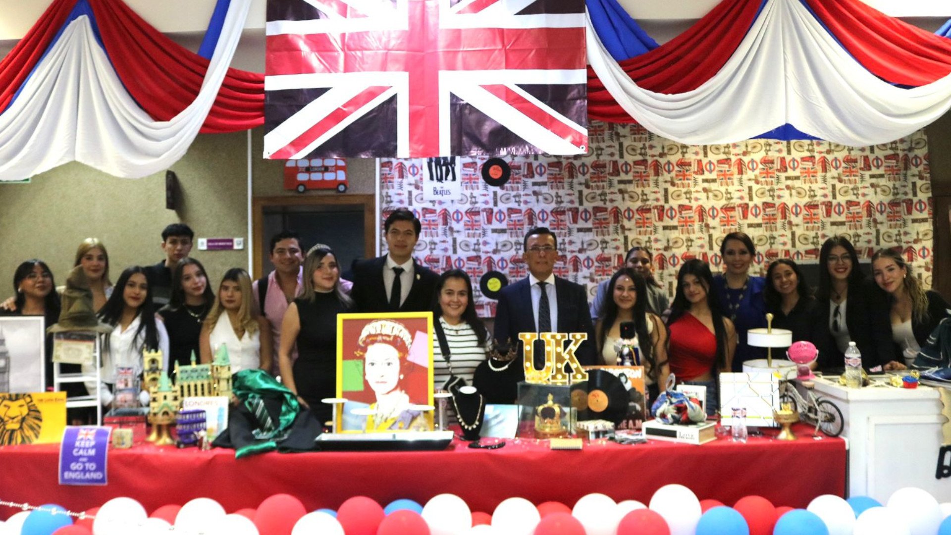Realizan_exposición_de_países_en_Derecho_como_parte_de_la_Semana_Cultural_de_Inglés1920.jpg