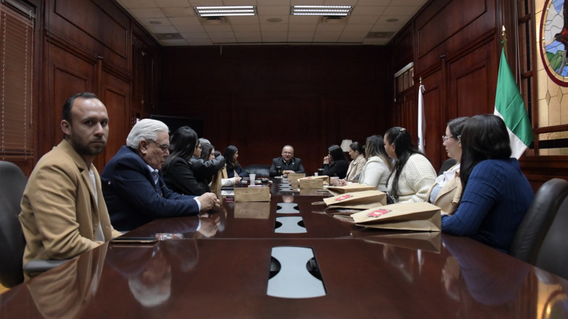 Acuerda_Rector_Rivera_Campos_fortalecer_lazos_de_cooperación_con_personal_de_psicología_de_la_UACH1920.jpg