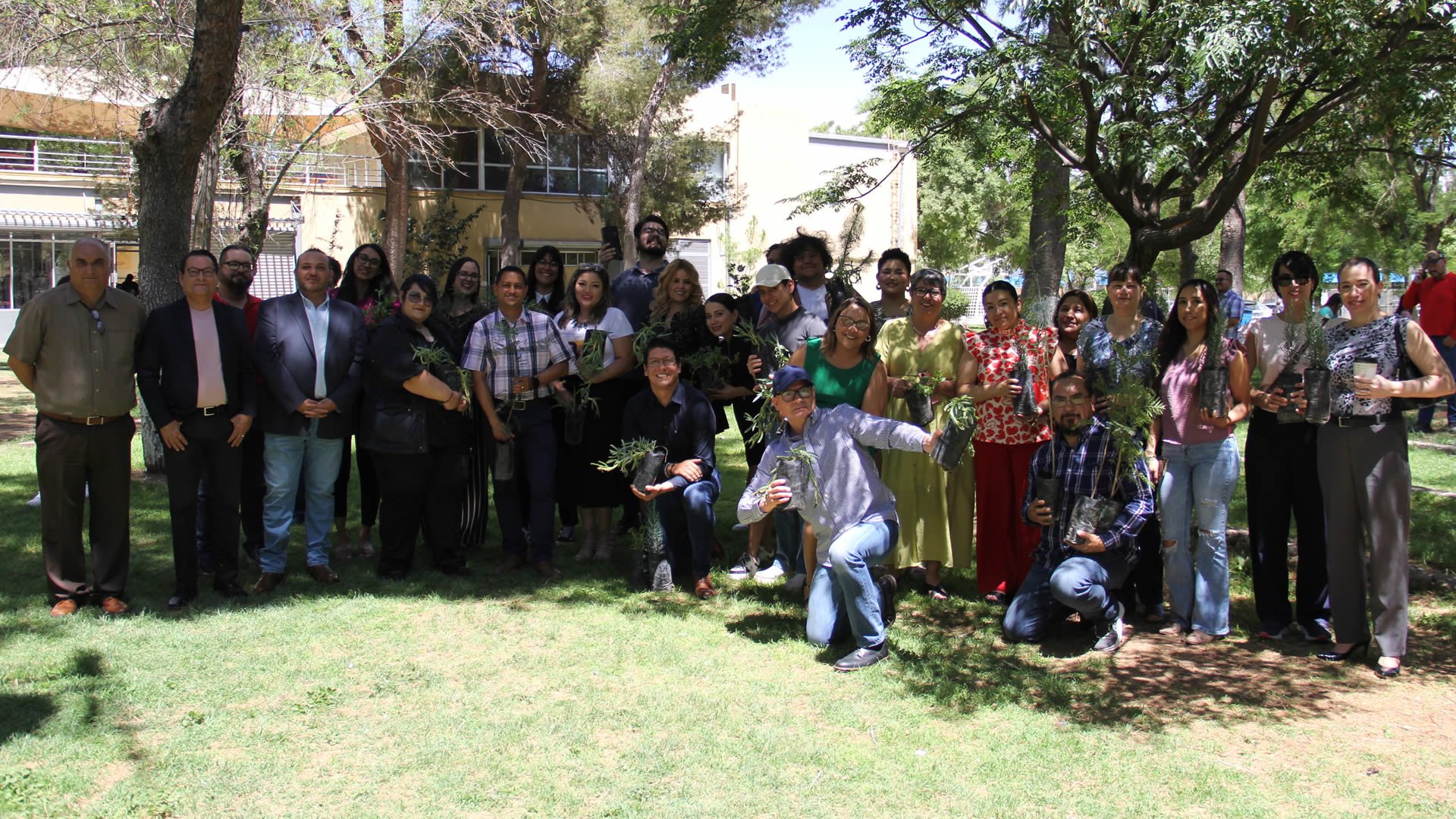 ffyl-donativo-de-plantas-1920x1080.jpg