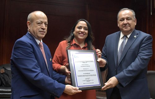 Recibe Rector de la UACH reacreditación del programa de Licenciatura en ...