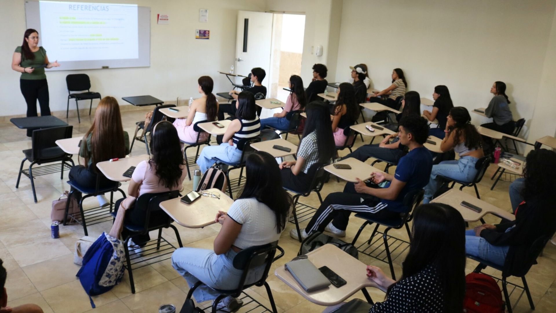 Imparte_Facultad_de_Enfermería_y_Nutriología_Curso_Propedéutico_a_270_nuevos_estudiantes1920.jpg