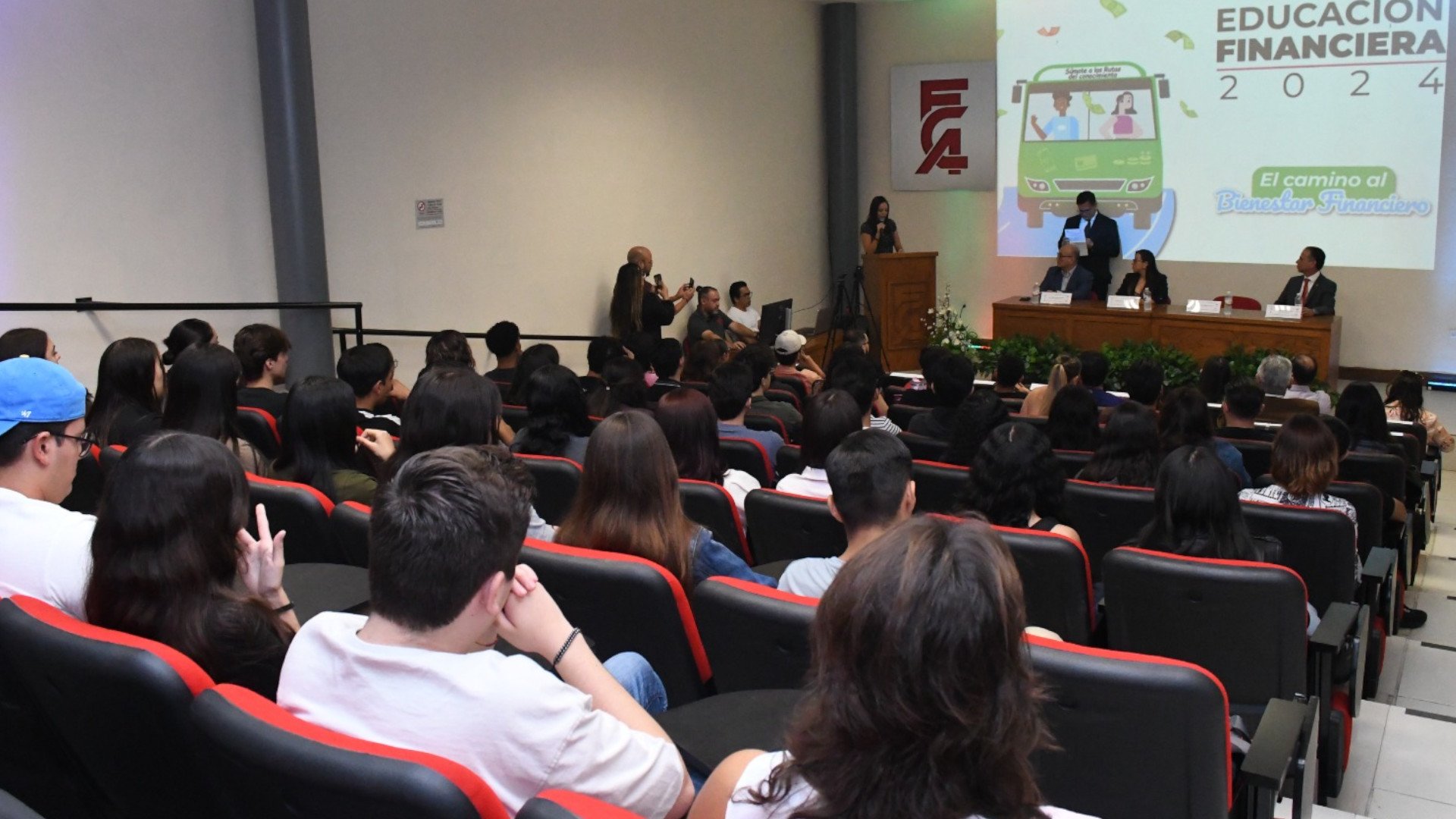 _Educación_Financiera_2024_en_la_FCA_de_la_UACH1920.jpg