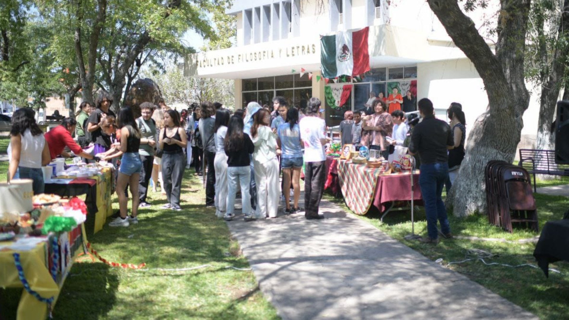 Muestra_Gastronómica_en_la_Facultad_de_Filosofía_y_Letras1920.jpg
