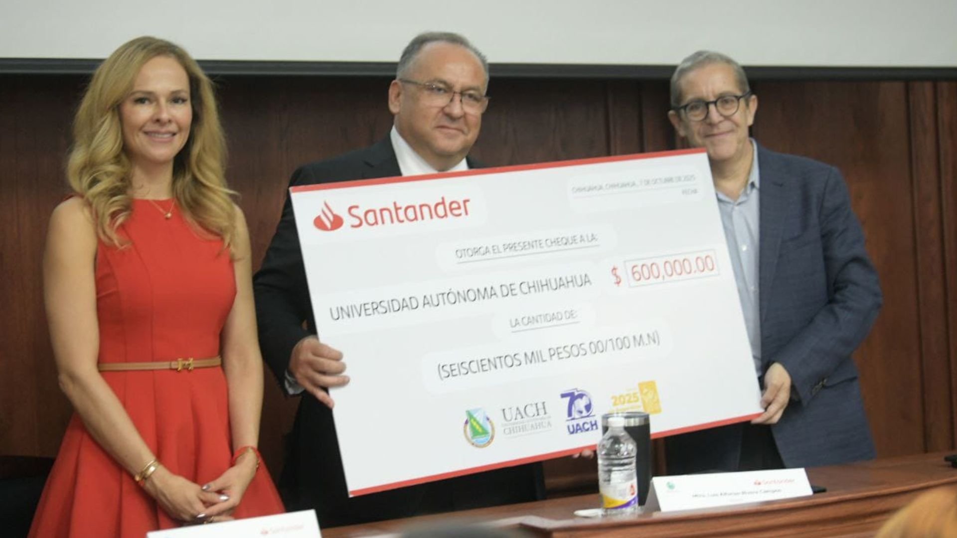 becas920.jpg