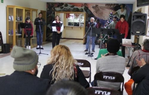 Impulsa FFyL el espíritu festivo con lectura de cuentos navideños