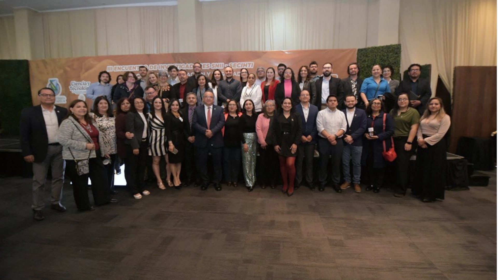 Encabeza_Rector_Rivera_Campos_el_3.er_Encuentro_de_Investigadores_SNII1920.jpg