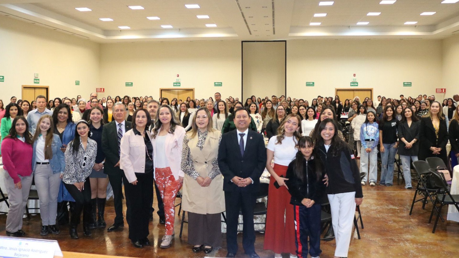Impulsando_la_equidad_y_el_liderazgo_femenino_en_la_ciencia1920.jpg