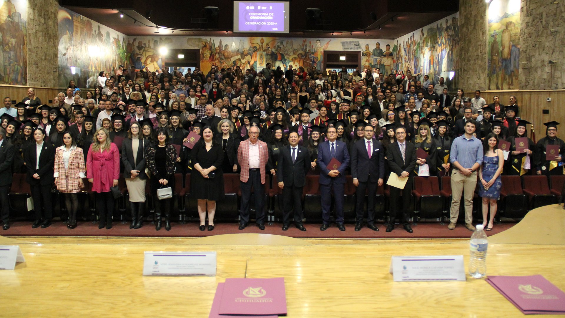 ffyl-graduacion-generacion-2025a-1920x1080.jpg