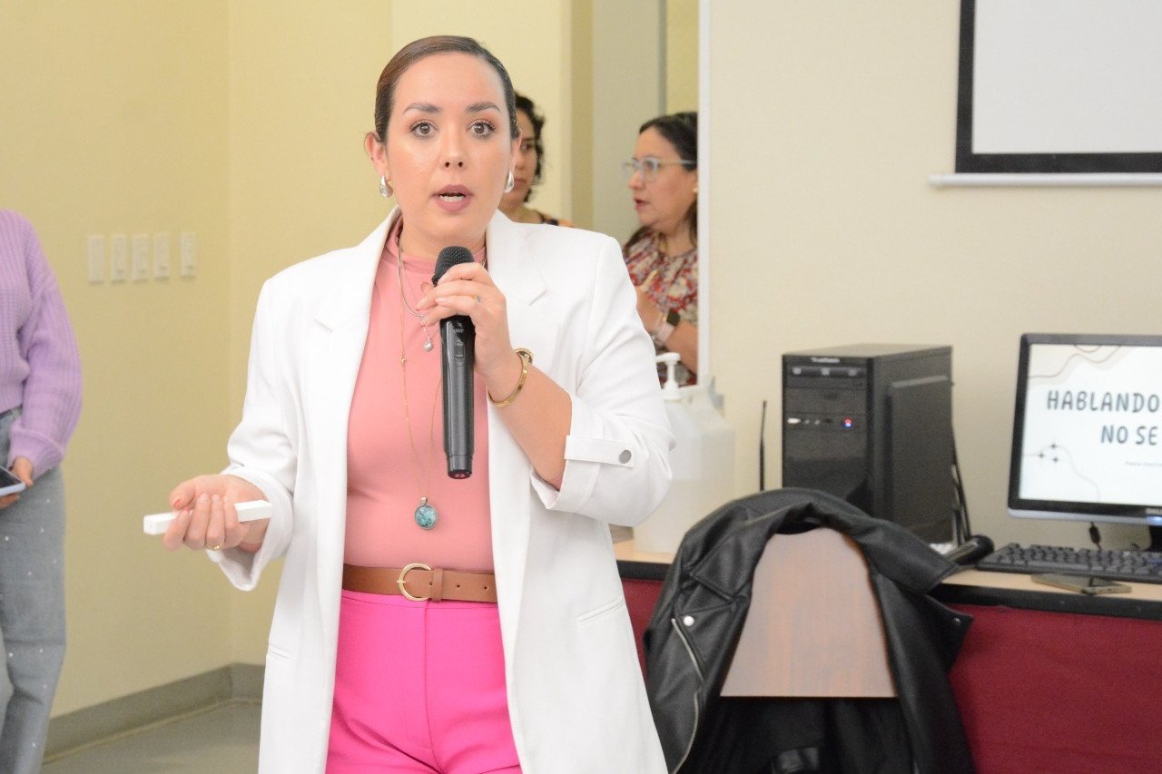 Promociona ICHIJUV programa de Prevención del suicidio en la Facultad de Medicina