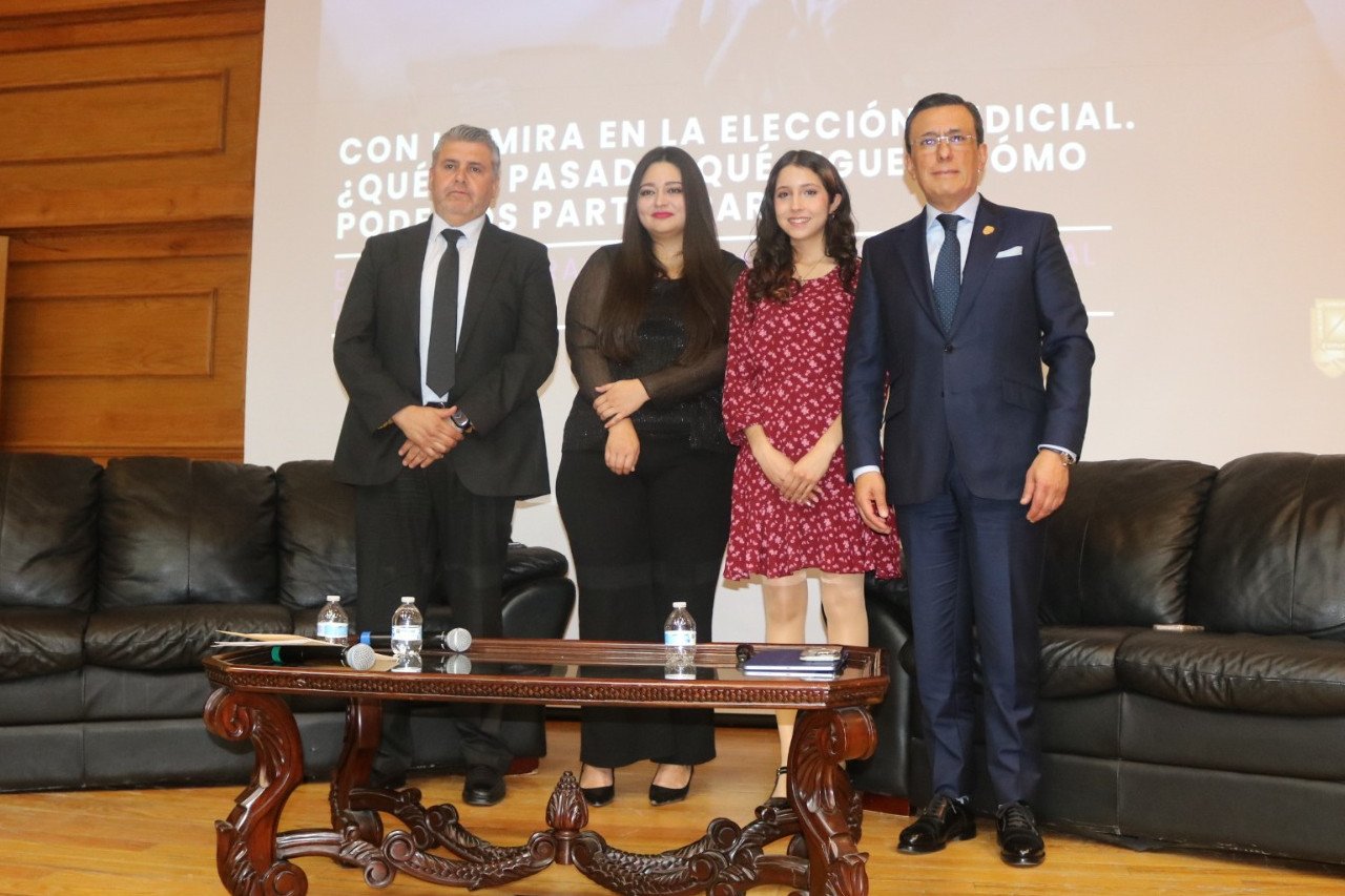 Realiza_Facultad_de_Derecho_el_conversatorio.jpg