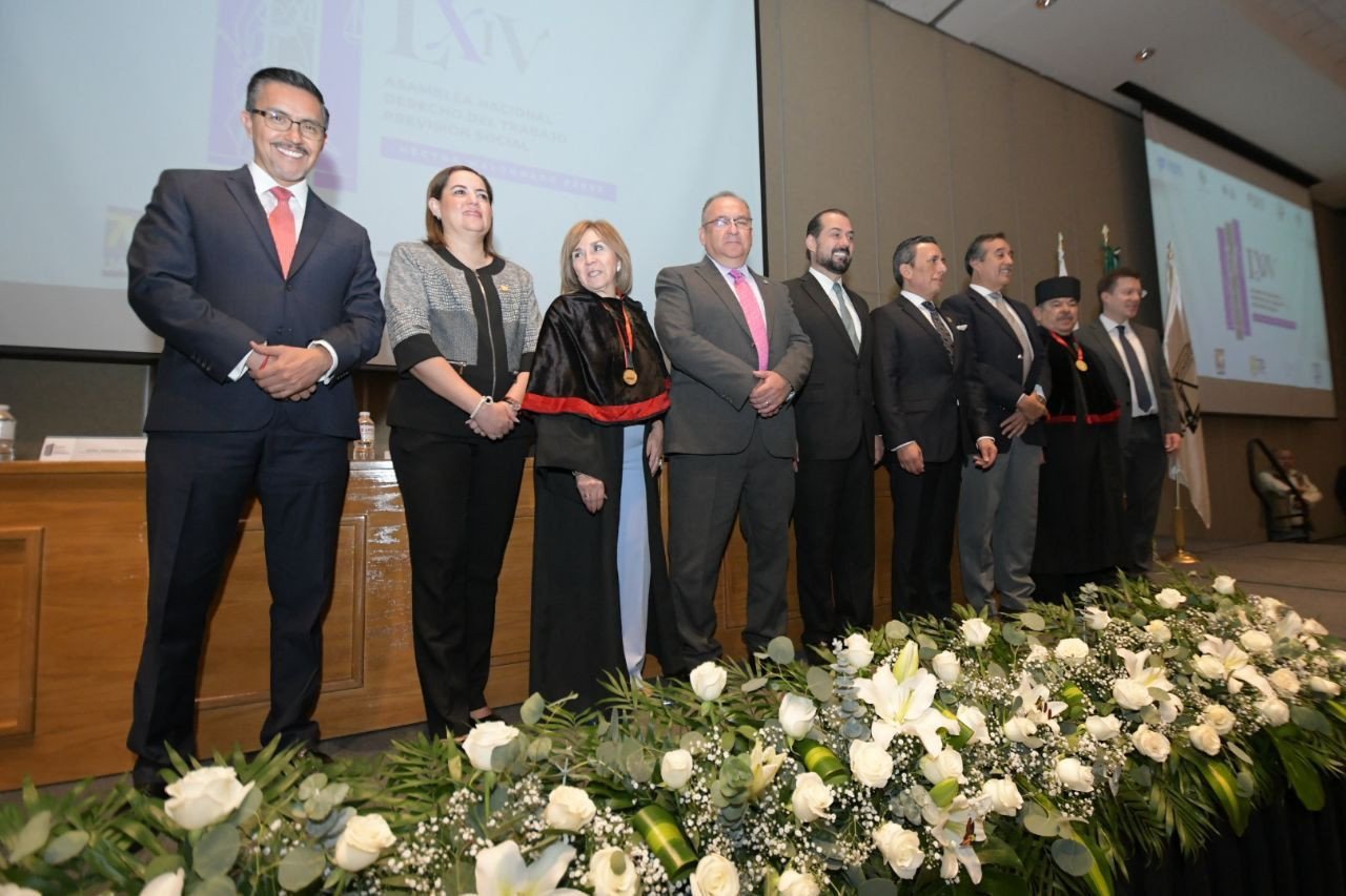 Recibe_UACH_a_miembros_de_la_Asamblea_Nacional_del_Derecho_del_Trabajo_y_la_Previsión_Social500.jpg