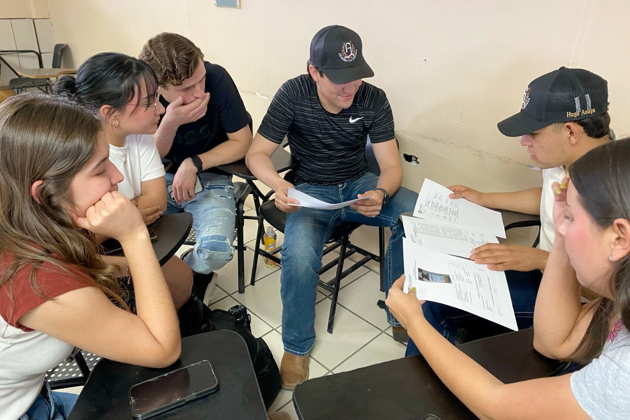 Participan estudiantes de Faciatec en curso de capacitación por parte de AgroGreen