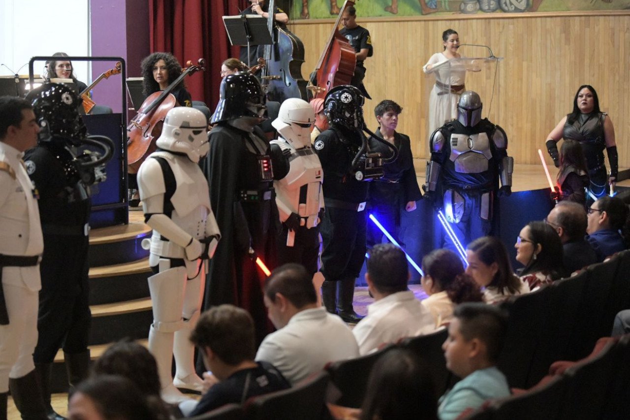 La_OSUACH_celebra_el_Día_de_Star_Wars500.jpg