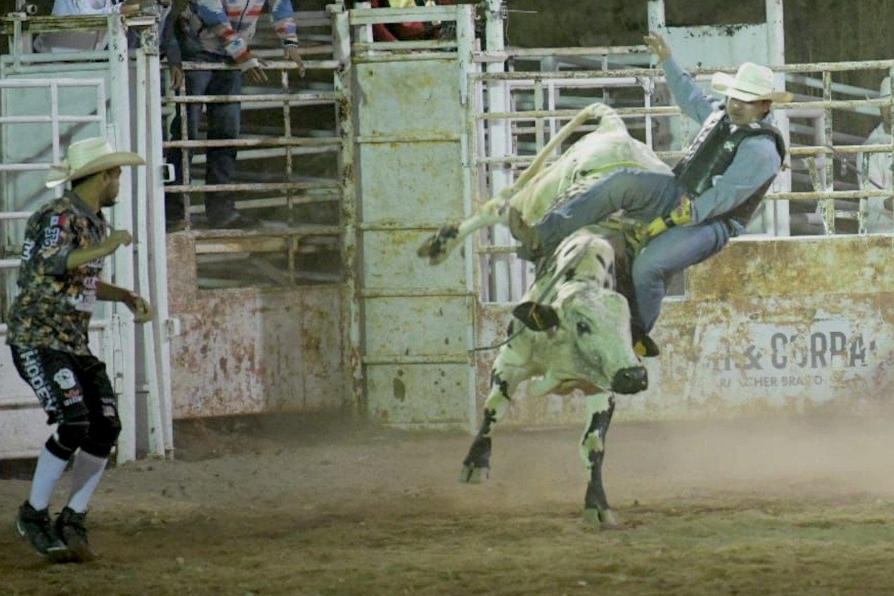 Diviértete ayudando, invita la UACH al Mega Rodeo este 23 de mayo