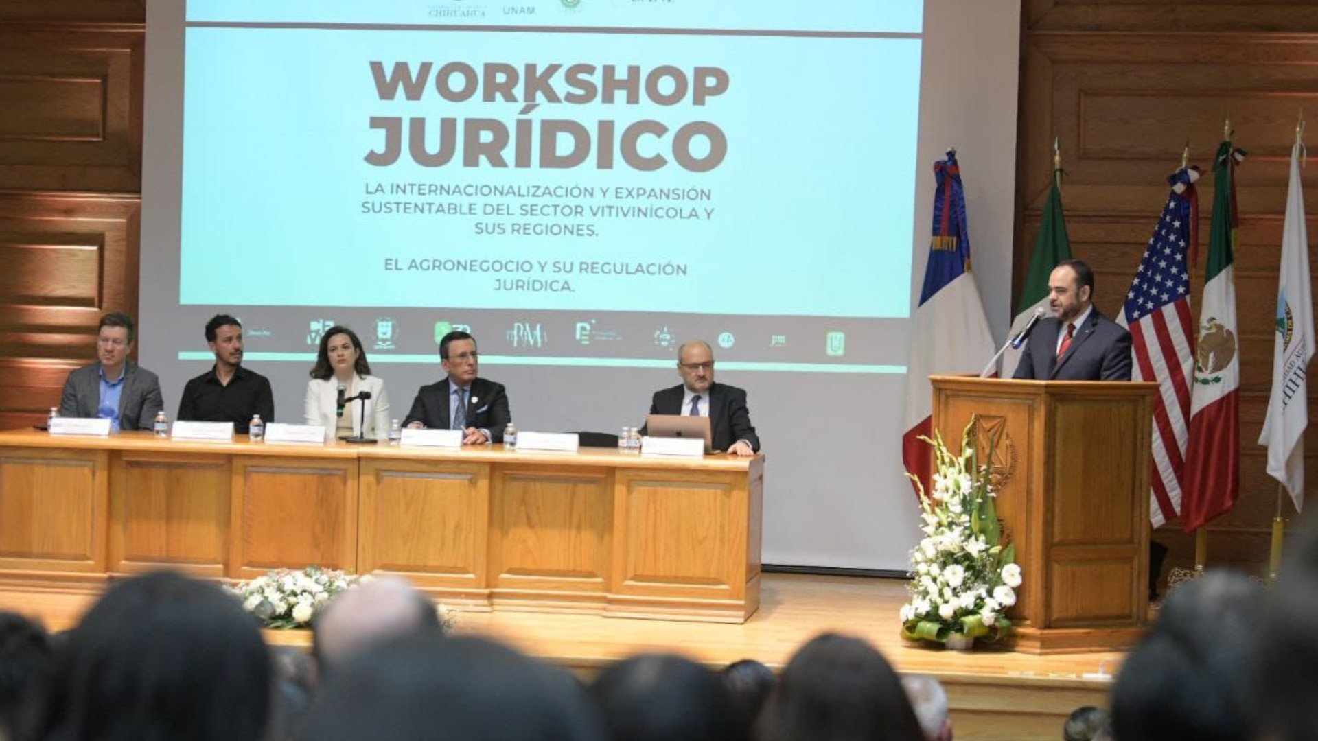 Inicia_UACH_Workshop_Jurídico_sobre_el_sector_vitivinícola_y_su_regulación1920.jpg