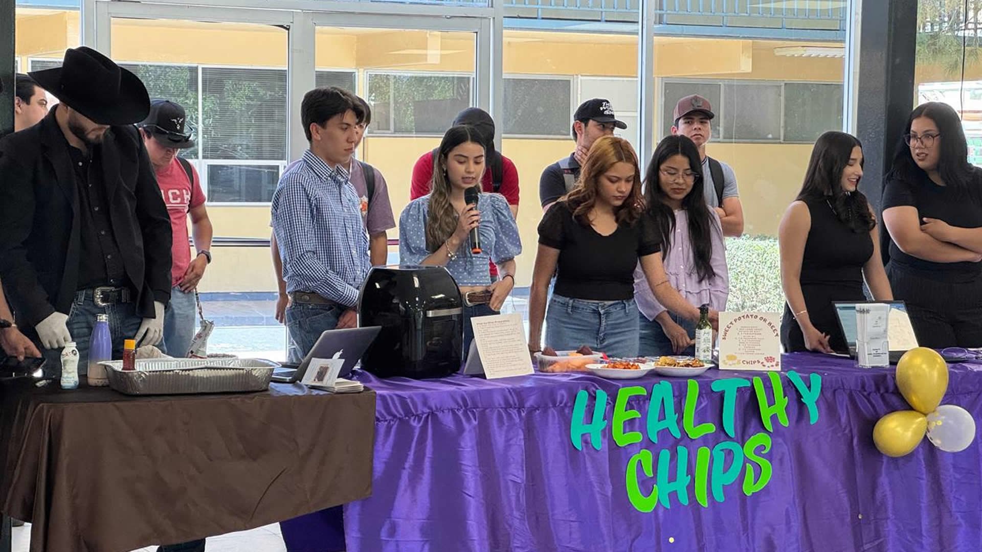 faciatec-impulsa-el-ingles-con-creatividad-en-la-2nd-english-science-fair-2025-1920.jpg