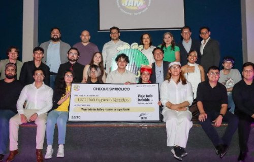 Ganan videojuegos creados por estudiantes de la UACH el Hackathón Ludic Jam CUU 2025