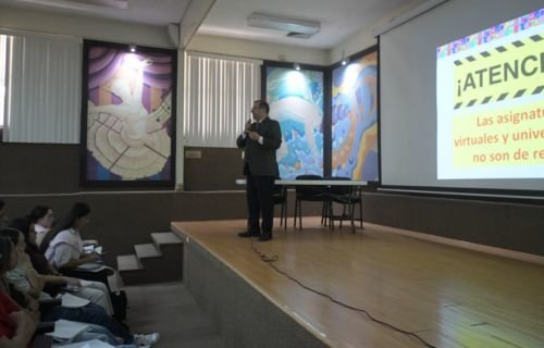 Dan bienvenida a 103 estudiantes de nuevo ingreso en la Facultad de Odontología de la UACH