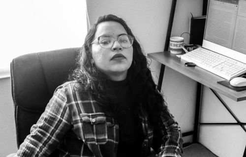 Destaca egresada de la UACH en el ámbito de la literatura local