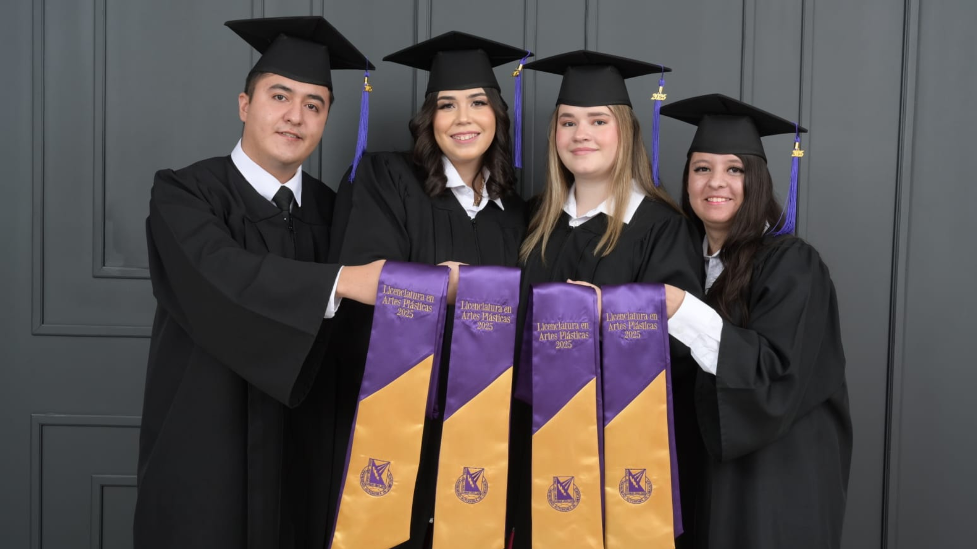 1920_x_1080_-_facultad-de-artes-celebra-a-la-generacion-2025-de-la-licenciatura-en-artes-plasticas-en-extension-parral.png