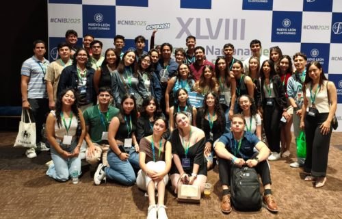 Estudiantes de la UACH destacan en el Congreso Nacional de Ingeniería Biomédica 2025