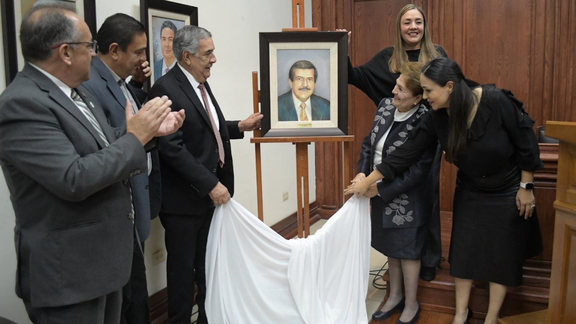 Mtro._Héctor_Humberto1920.jpg