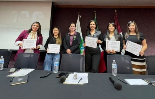Realiza FCPyS Campus Juárez conversatorio sobre los retos de ser mujer periodista