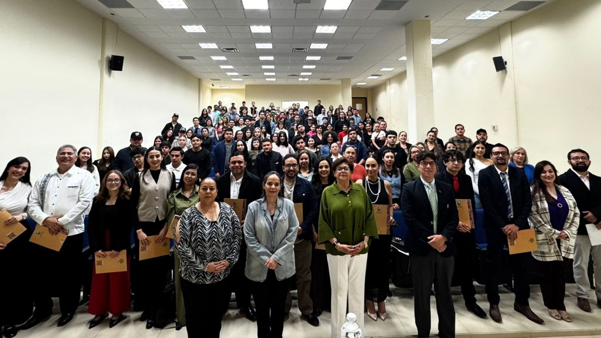 FEI1920_(1).jpg