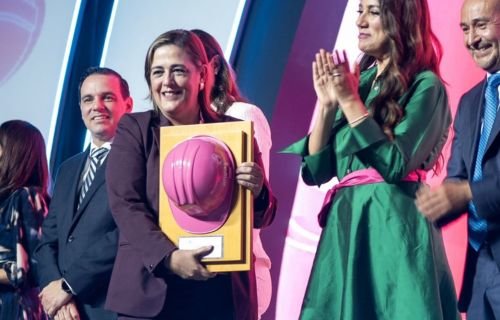 Distinguen a investigadora de la UACH dentro de los 50 líderes del sector agua en México